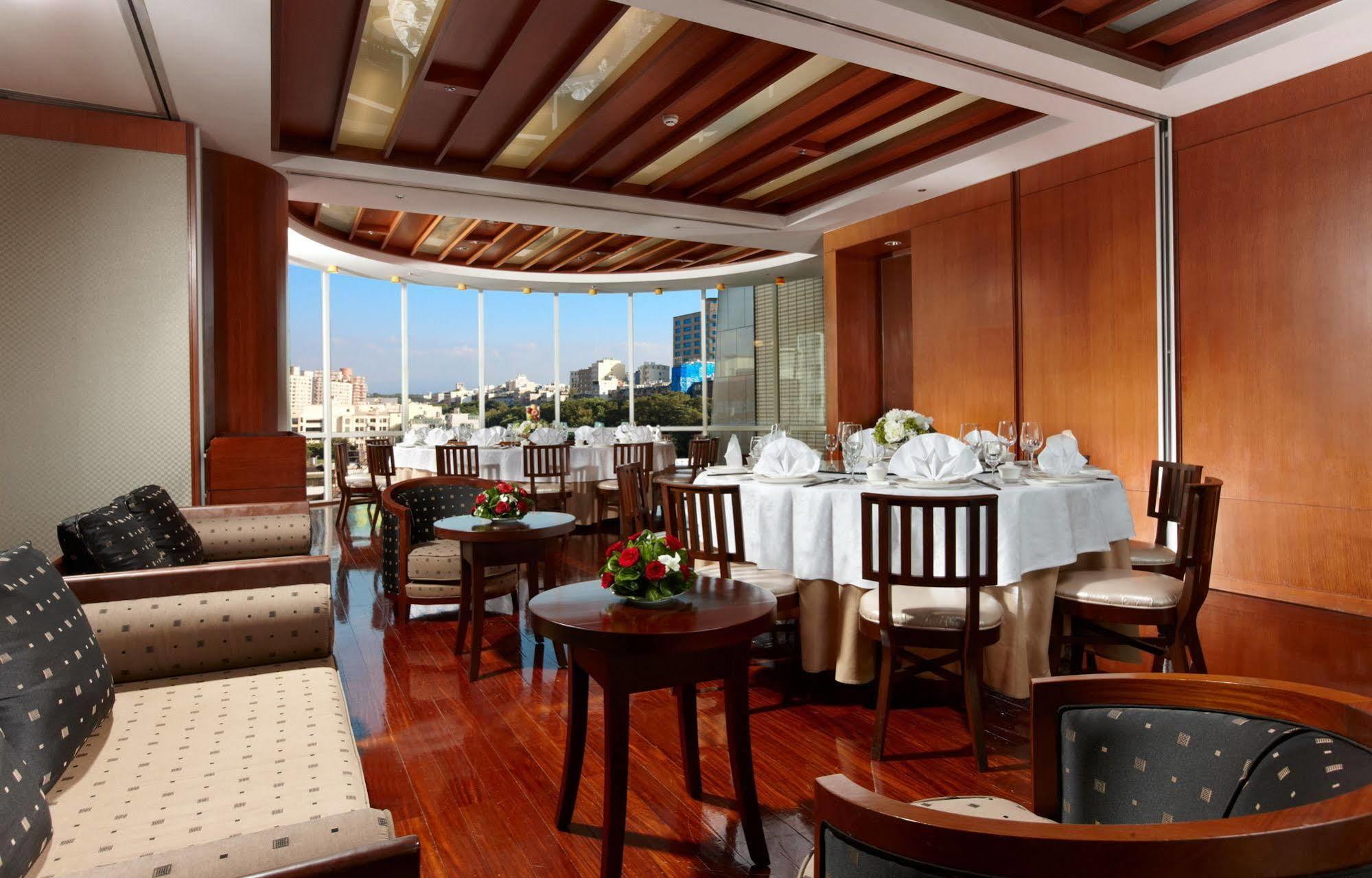 Hotel Royal Hsinchu Exterior foto The Club at Ben Gurion Airport
